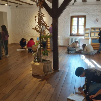 OHG-Klassen und -Kurse besuchen Klima-Gourmet-Ausstellung